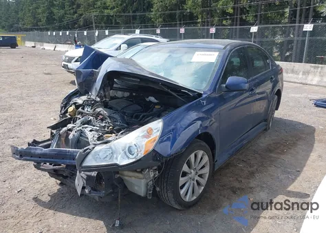 2010 Subaru Legacy 2.5I Limited из США, поврежденный, VIN 4S3BMBK67A3228619